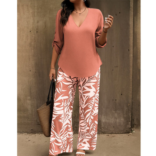 Leire | Completo Donna Camicetta con Scollo a V e Pantaloni Stampati Ampi