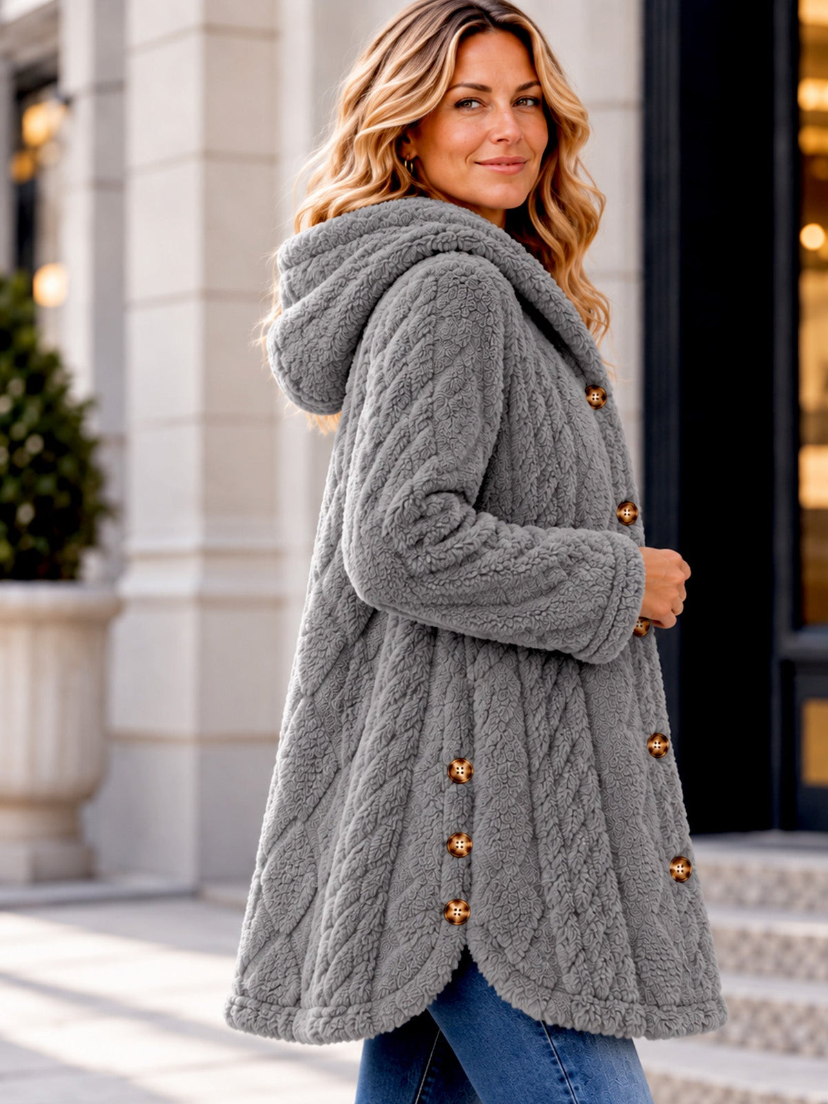 Wendy | Cappotto con cappuccio in maglia testurizzata per donna, caldo e avvolgente