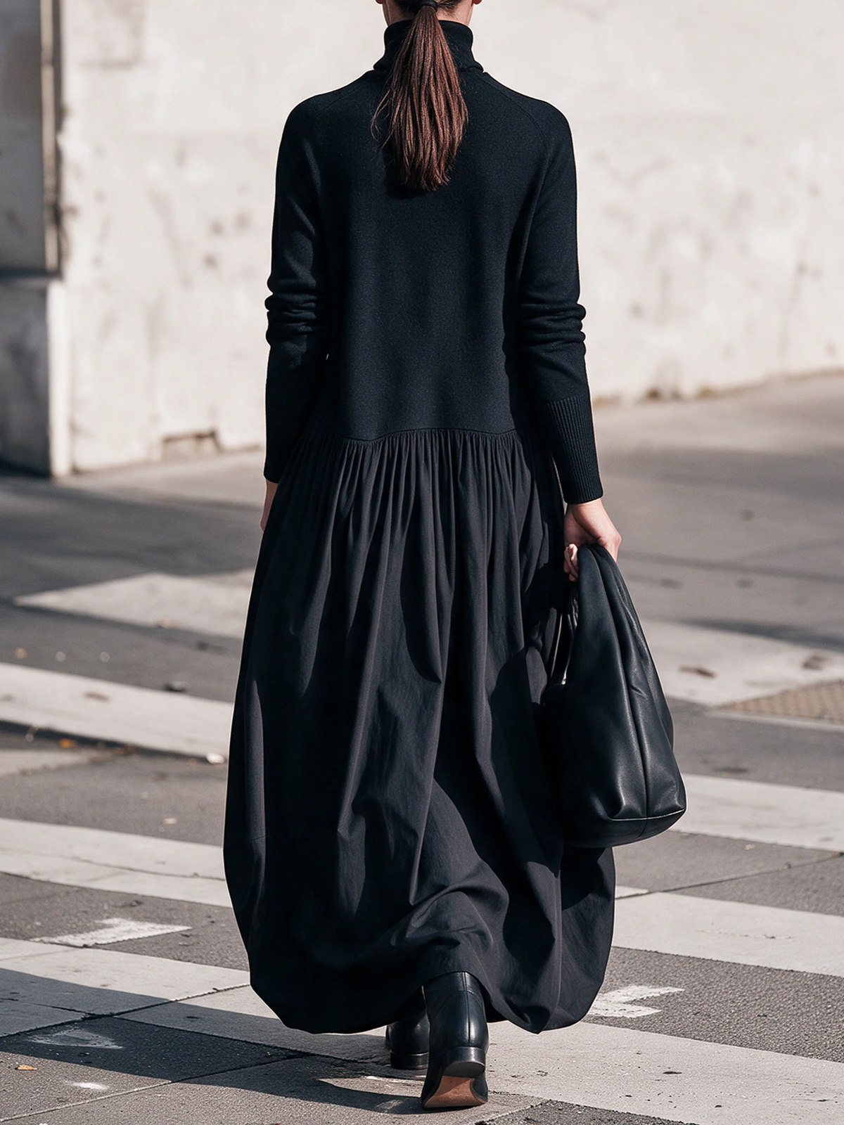 Chiara | Abito elegante oversize con collo alto e tasche decorative