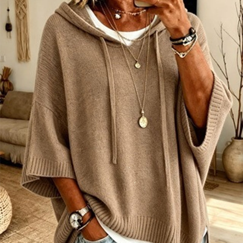 Chloe | Maglione poncho con cappuccio